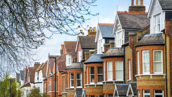 row-of-tall-houses