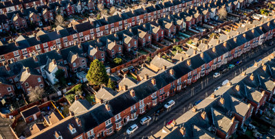 arial-photo-of-uk-houses